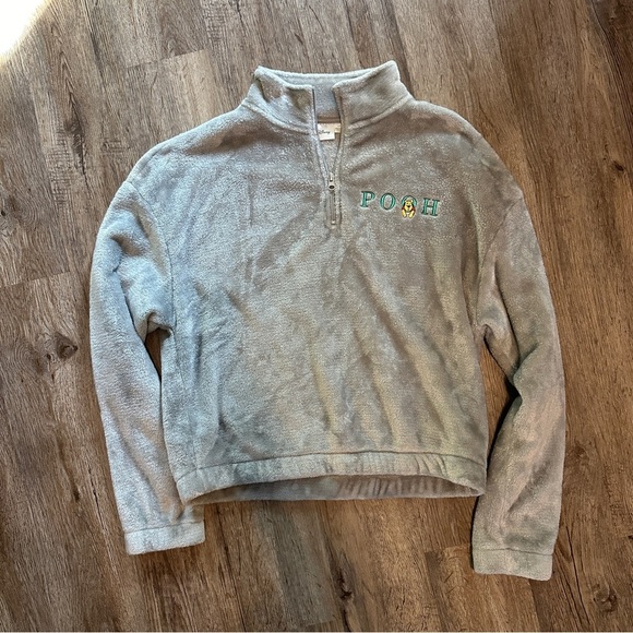 Disney Winnie The Pooh 1/4 Zip Junior Size Large Grey Sweatshirt Pullover Disney - Picture 2 of 5